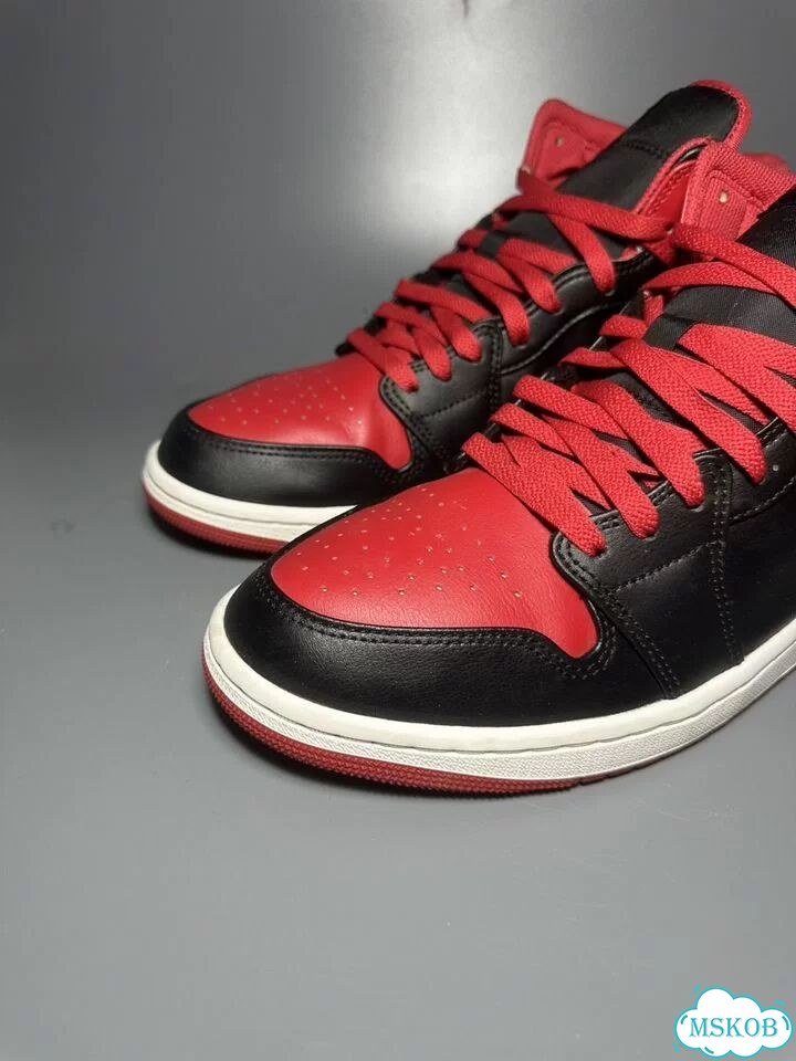 Кроссовки Nike Air Jordan 1 Mid Banned оригинал фото 8