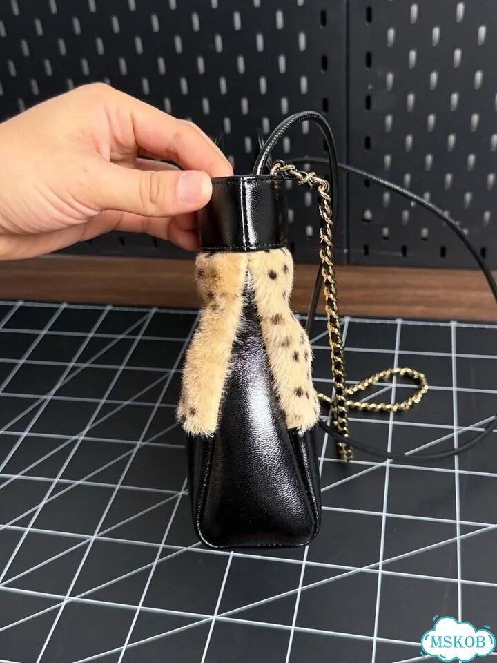 Сумка Chanel в горошек фото 4