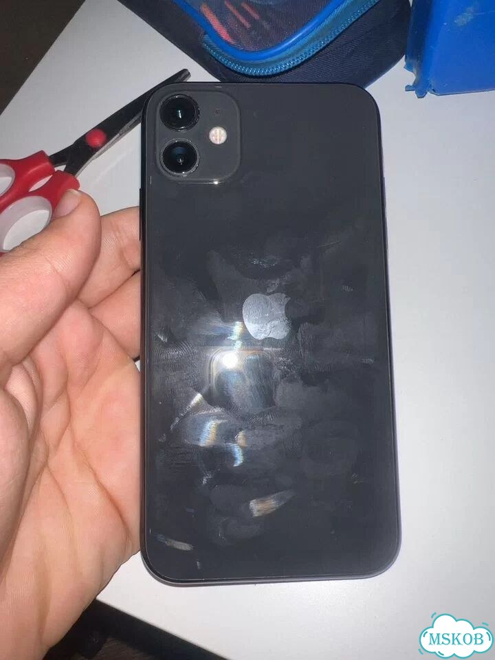 iPhone 11, 64 ГБ, SIM + eSIM фото 1