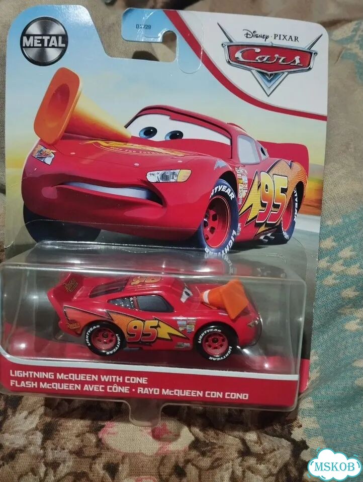 Машинки тачки mattel Маккуин с коносом фото 1