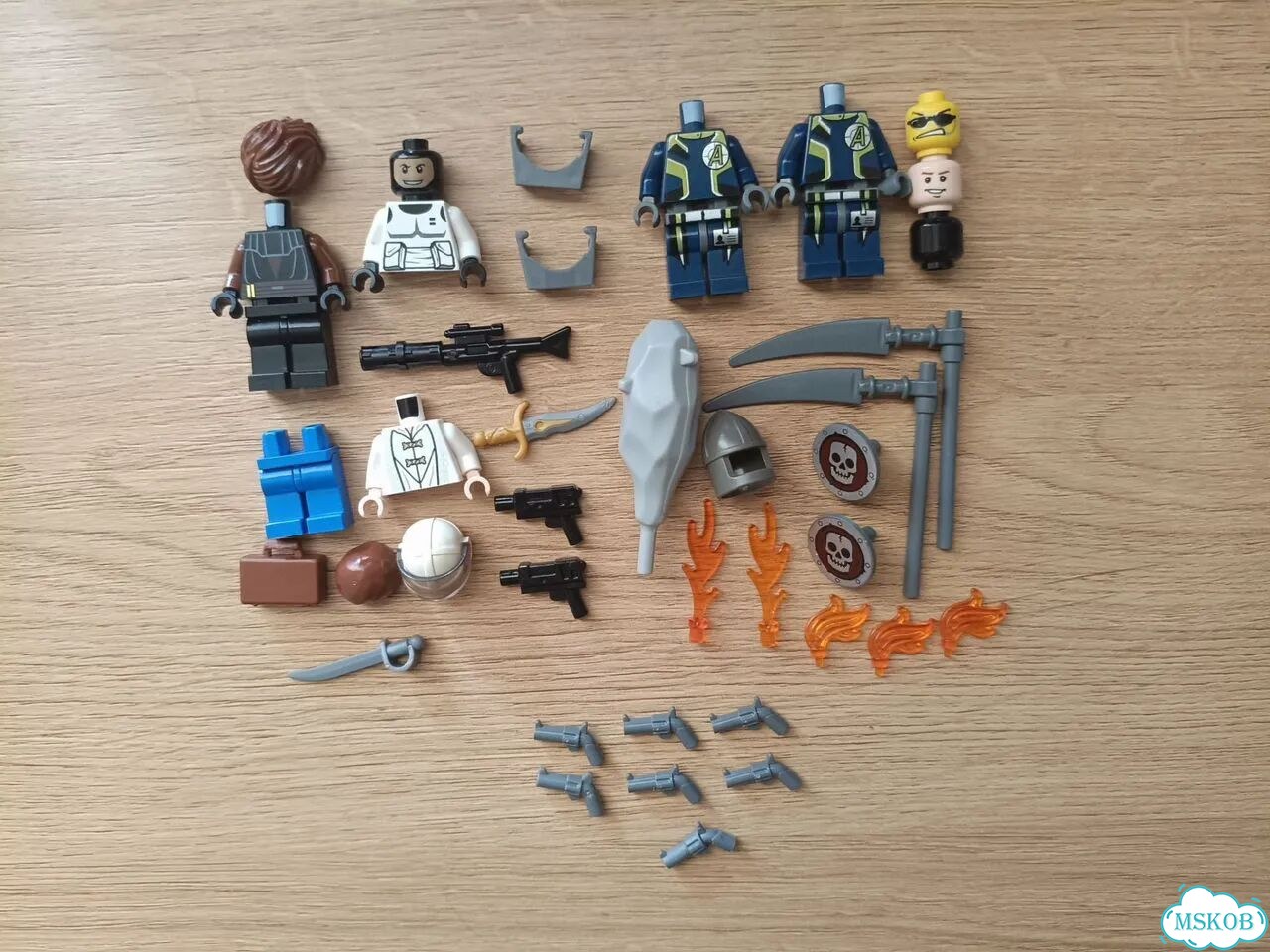 Lego минифигурки и аксессуары оригинал фото 3