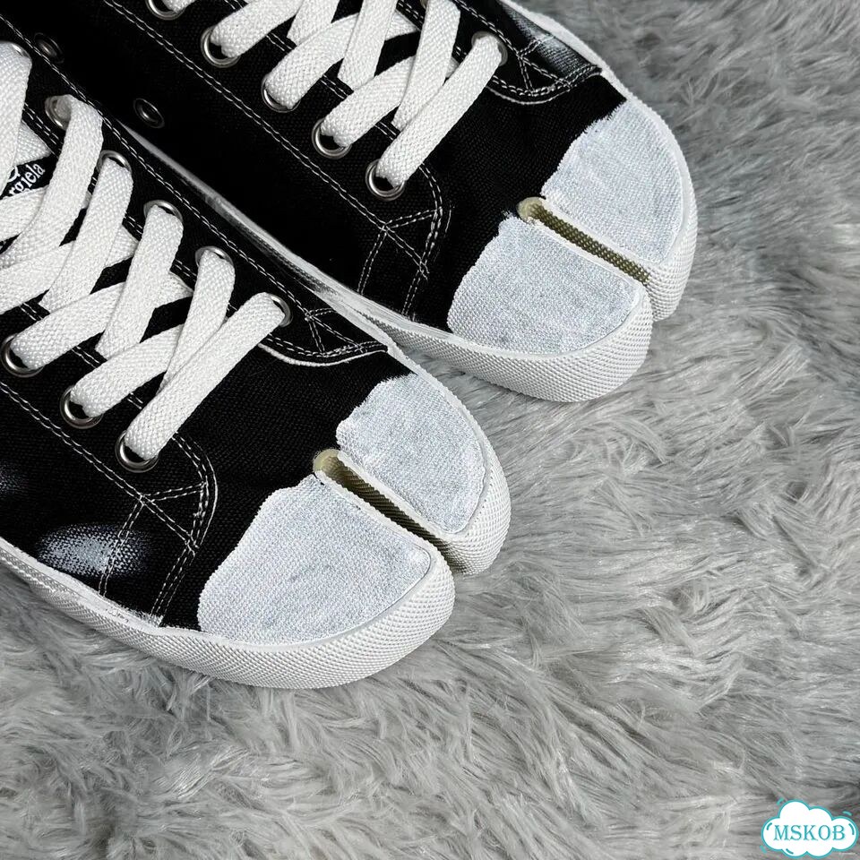 Кроссовки Maison Margiela Tabi фото 4
