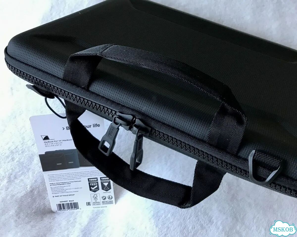 Thule сверхпрочная сумка для ноутбука фото 4