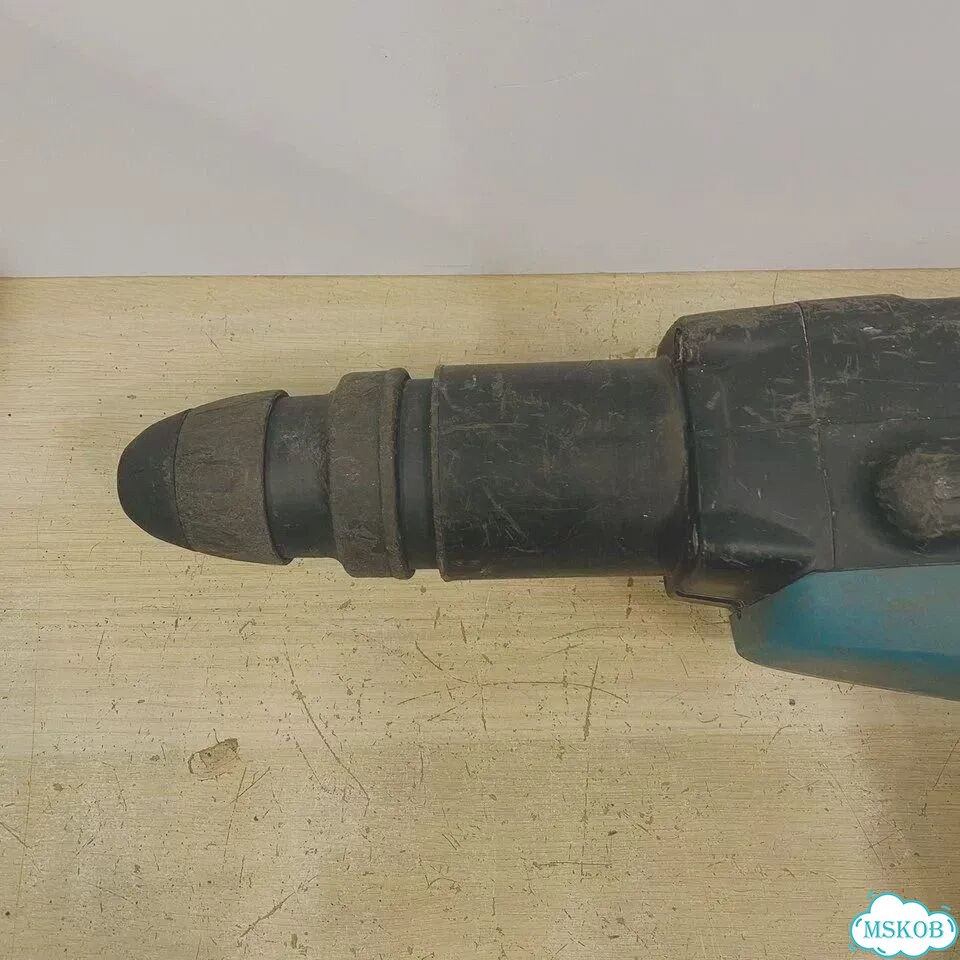 Перфоратор Makita HR5210C Арт. П76 фото 3