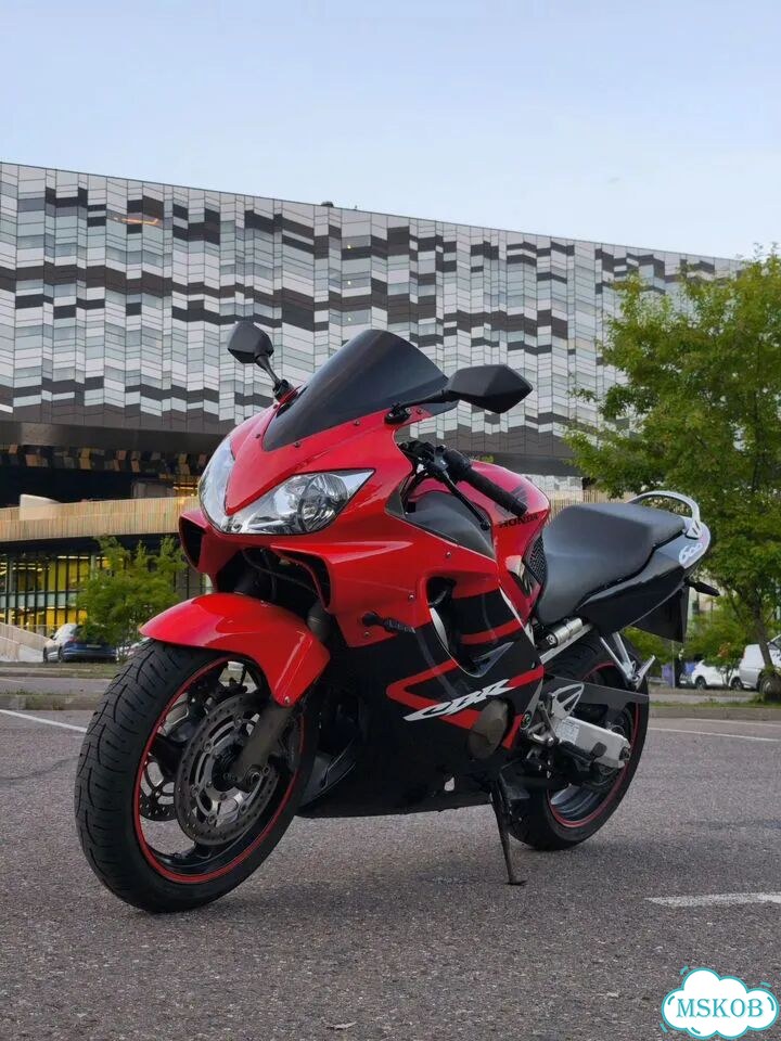 Honda CBR 600 F4i, 2004, 64 000 км фото 1