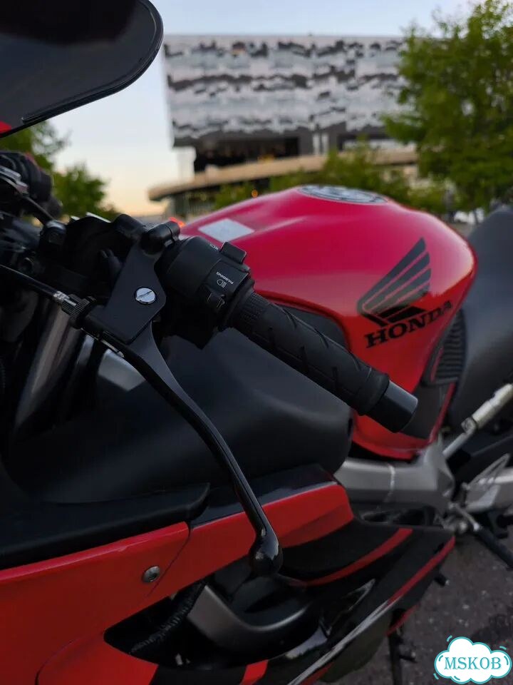 Honda CBR 600 F4i, 2004, 64 000 км фото 9