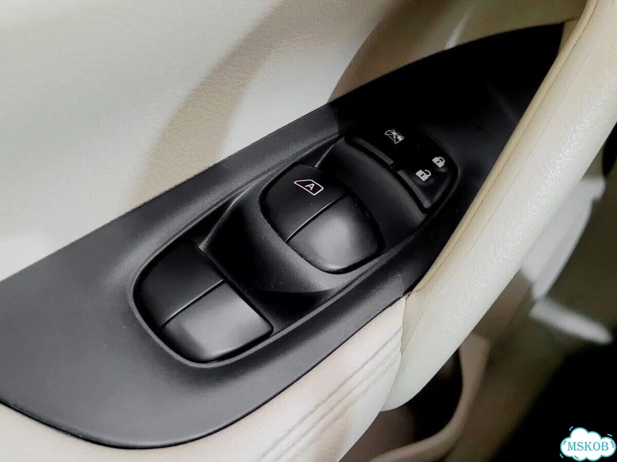 Nissan X-Trail 2.5 CVT, 2017, 99 923 км фото 10
