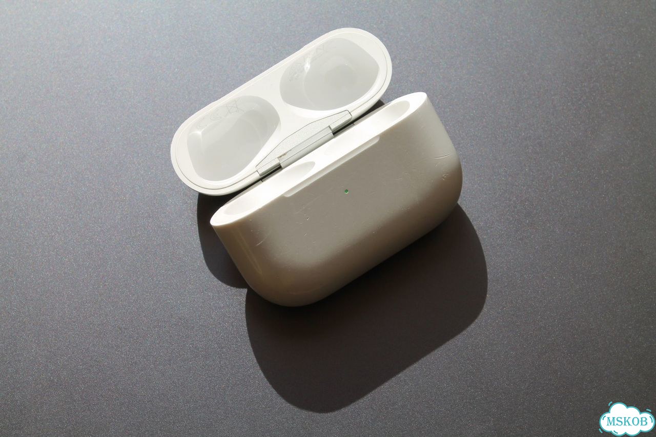 Футляр для наушников AirPods Pro 2 фото 1