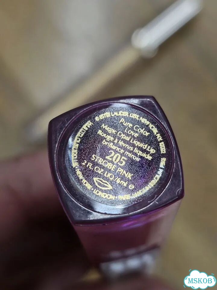 Жидкая помада Estee Lauder 205, 600 фото 3