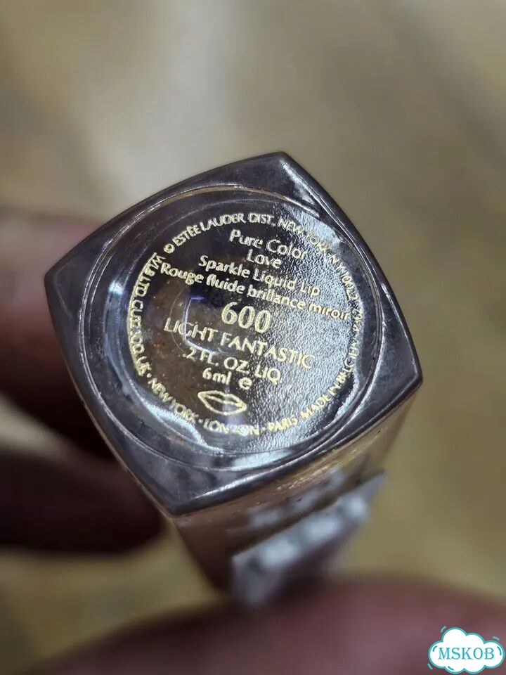Жидкая помада Estee Lauder 205, 600 фото 4