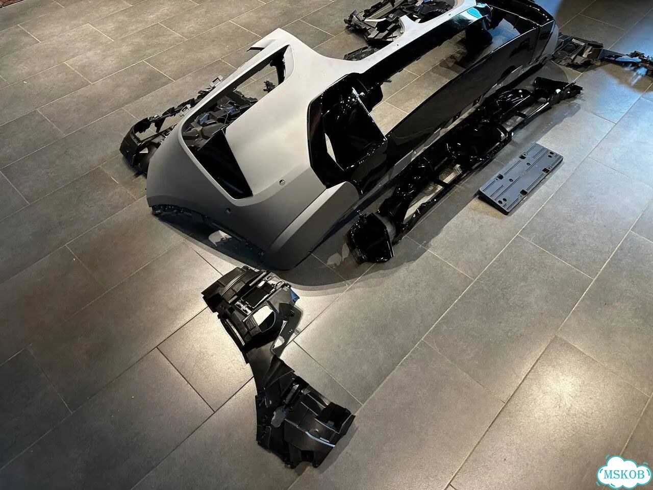 Передний бампер BMW X7 G07 M пакет рестайлинг фото 7