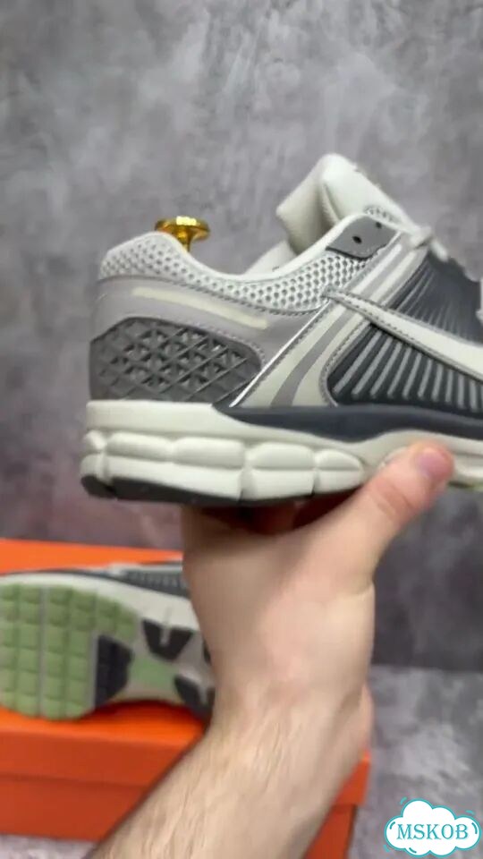 Кроссовки nike zoom vomero 5 cobblestone фото 1