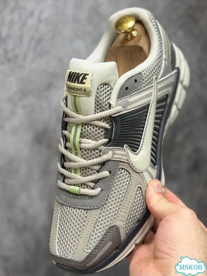 Кроссовки nike zoom vomero 5 cobblestone фото 4
