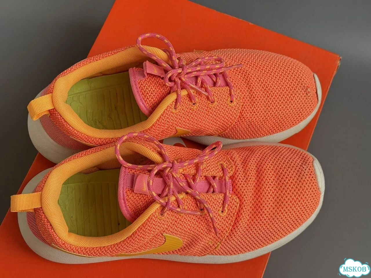 Кроссовки Nike Roshe Run оригинал для бега 37 фото 2