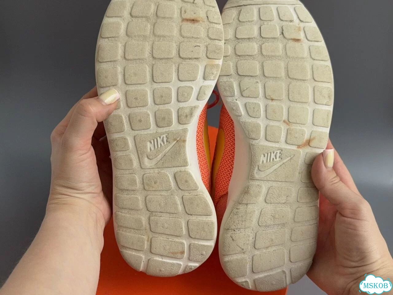 Кроссовки Nike Roshe Run оригинал для бега 37 фото 6