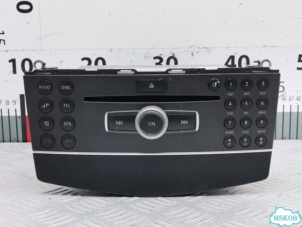Магнитола mercedes-benz C-Class (W204) фото 1