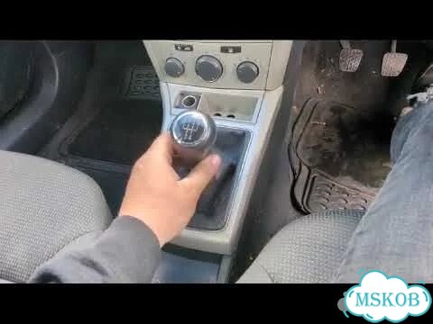 Кронштейн (держатель) ручки двери Opel Astra H фото 2