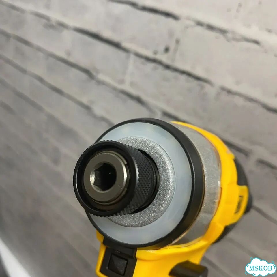 Винтоверт DeWalt фото 2