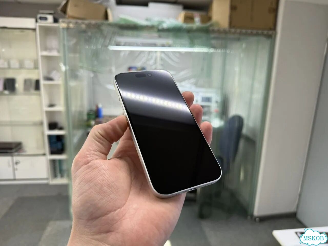iPhone 16, 128 ГБ, SIM + eSIM фото 2