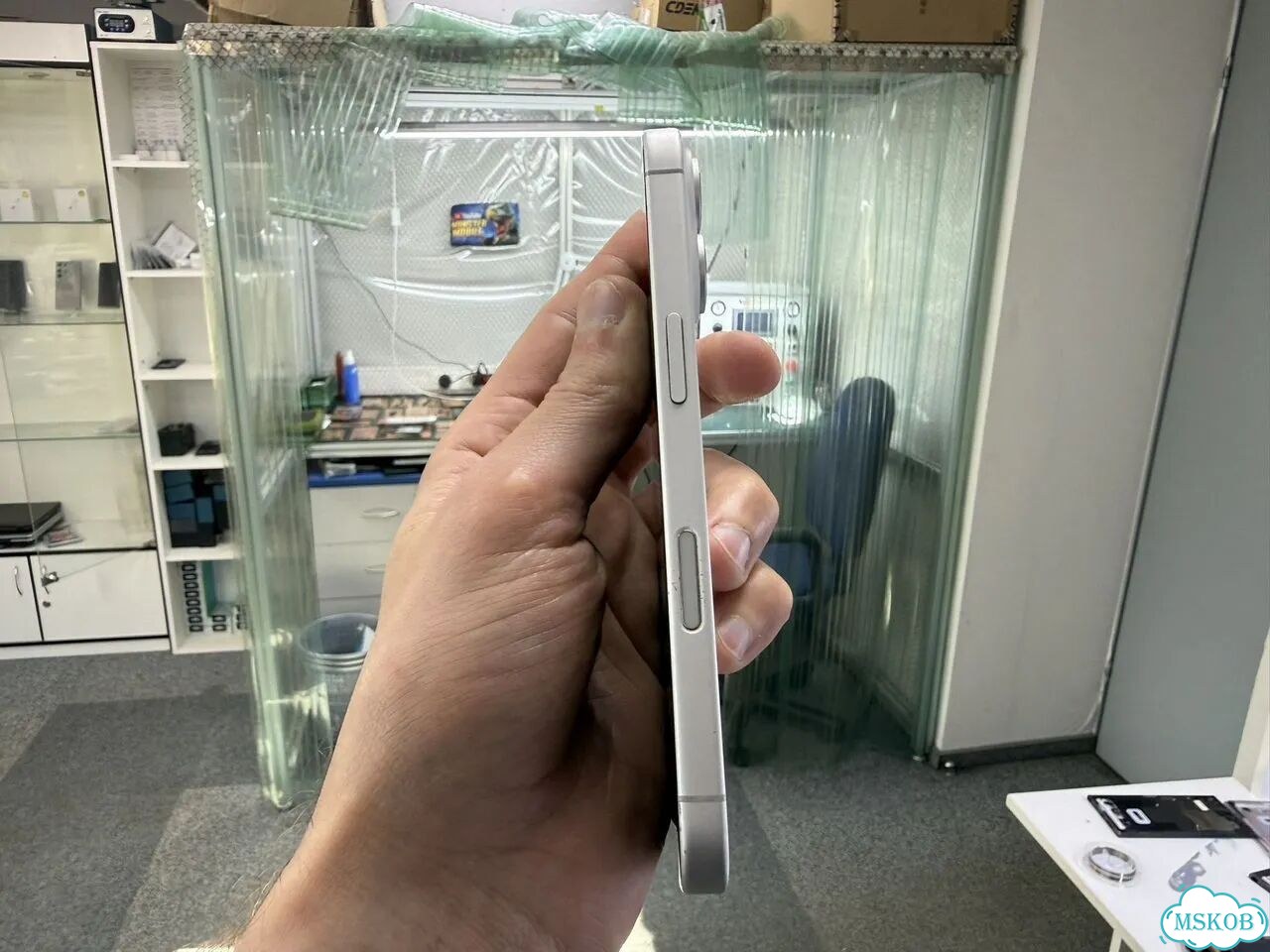iPhone 16, 128 ГБ, SIM + eSIM фото 6