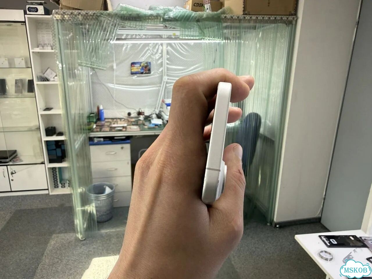 iPhone 16, 128 ГБ, SIM + eSIM фото 7