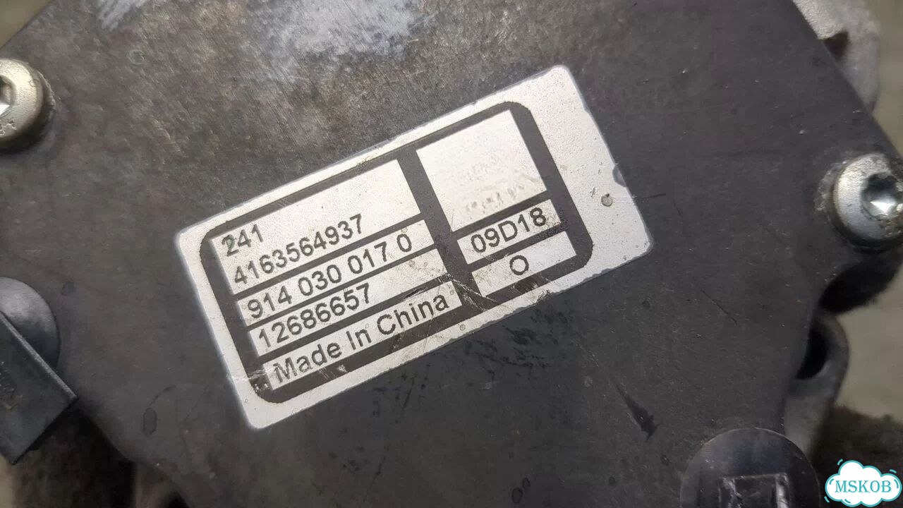 Насос вакуумный Chevrolet Equinox фото 2