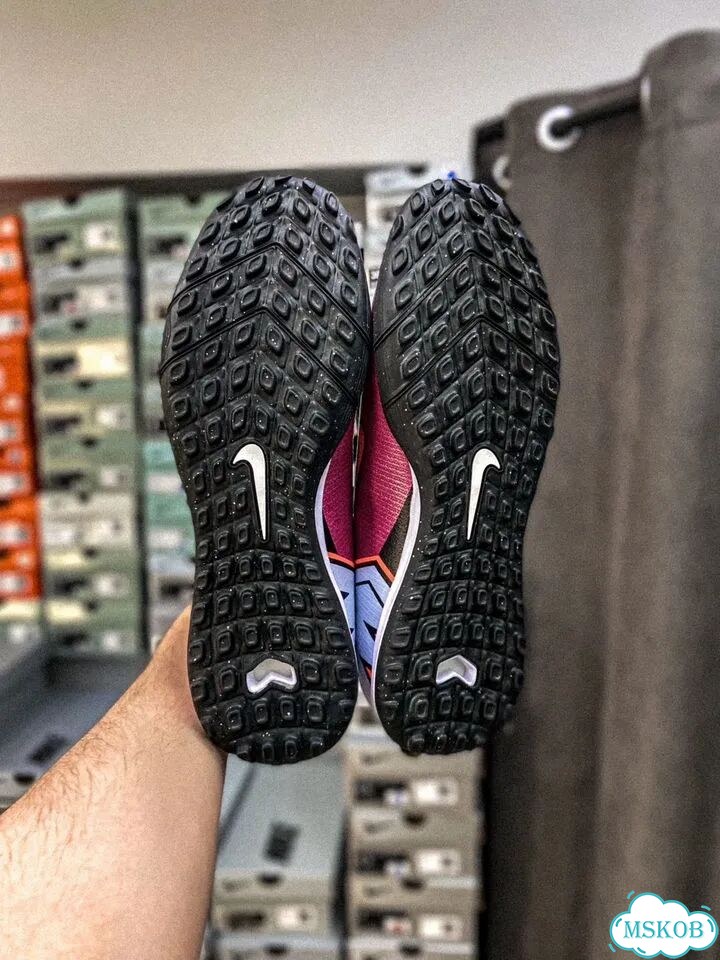 Сороконожки Nike Mercurial Vapor 16 TF фото 1