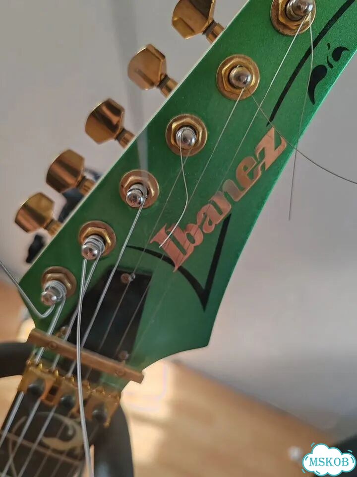 Электрогитара ibanez фото 4