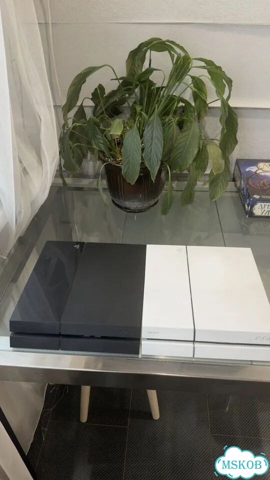 Игровая приставка ps4 фото 1