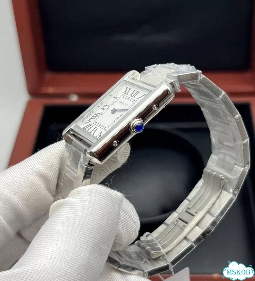 Часы Cartier Tank quartz фото 5