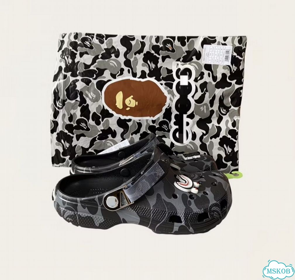 Crocs x bape фото 10