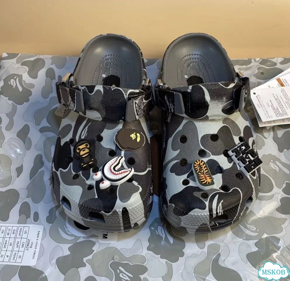 Crocs x bape фото 9