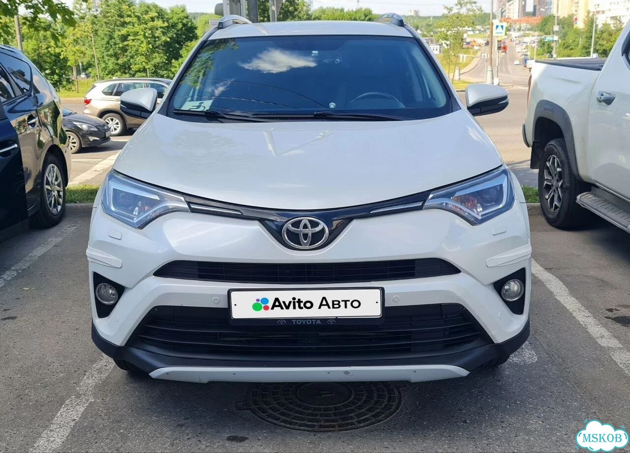 Toyota RAV4 2.2 AT, 2019, 81 500 км фото 1