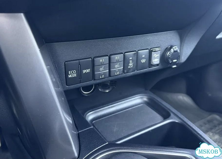 Toyota RAV4 2.2 AT, 2019, 81 500 км фото 11