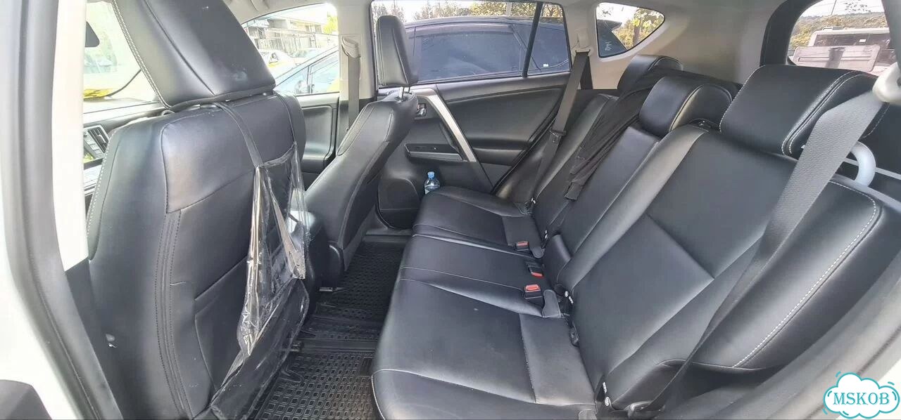 Toyota RAV4 2.2 AT, 2019, 81 500 км фото 15