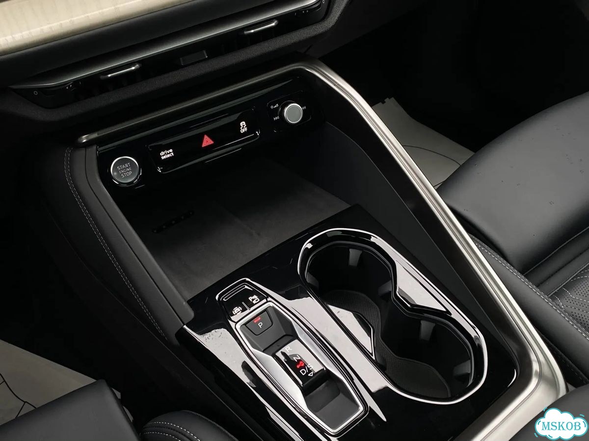 Audi Q5L 2.0 AMT, 2026 Новый фото 24