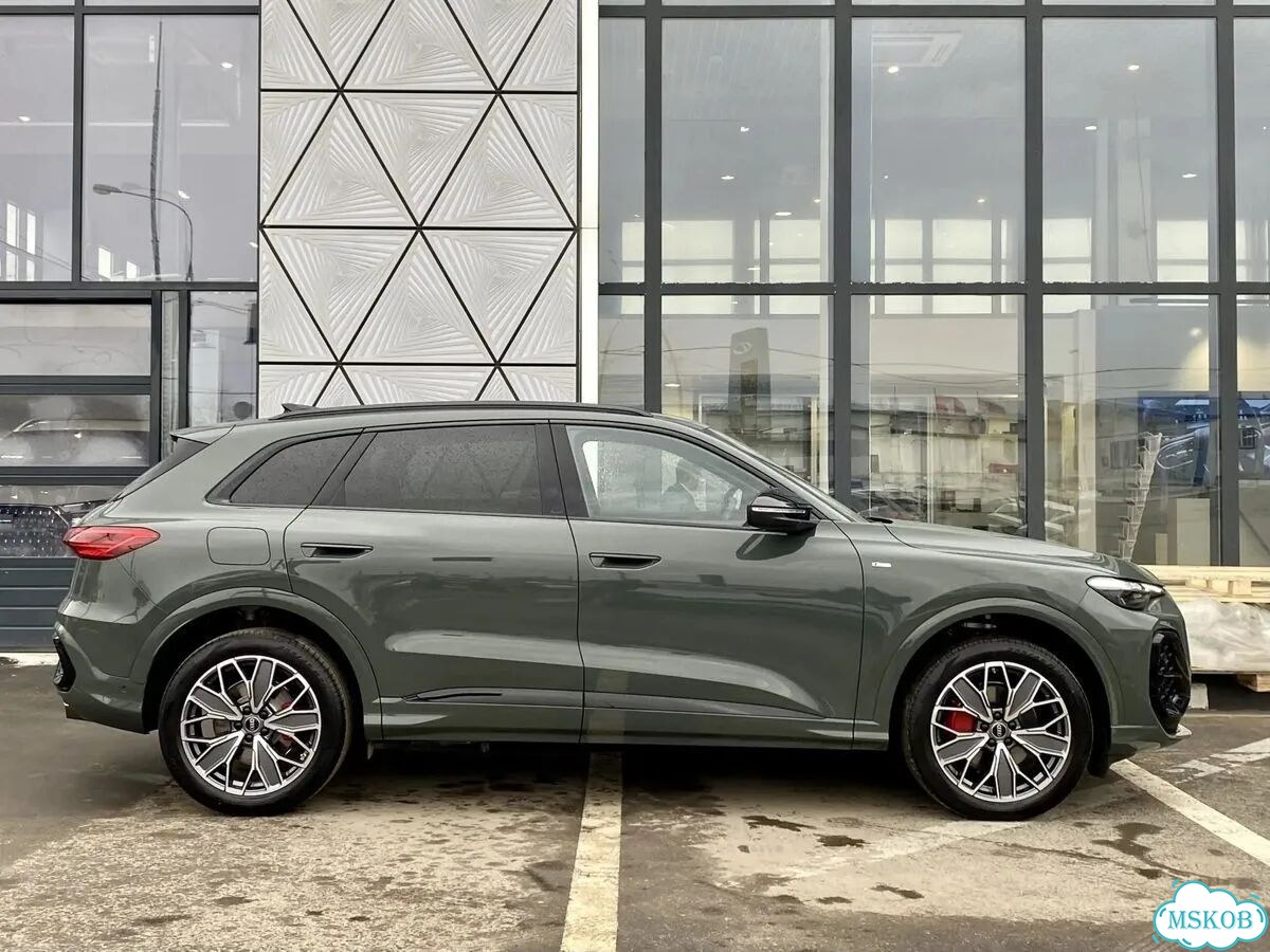 Audi Q5L 2.0 AMT, 2026 Новый фото 7