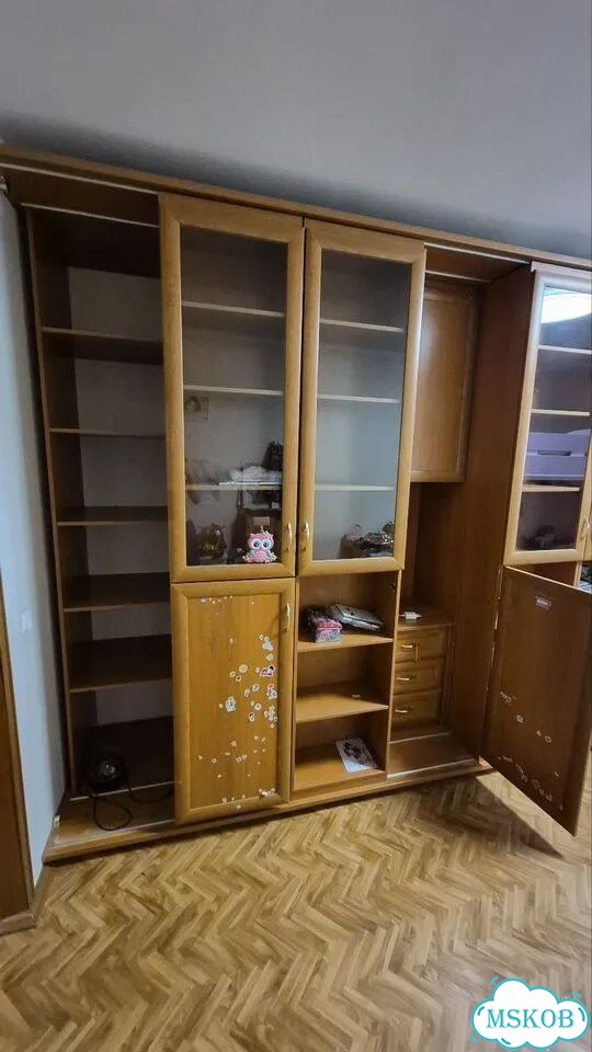 Шкаф распашной трёхстворчатый Шкаф фото 1