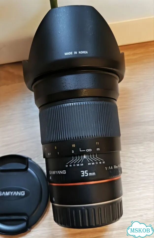 Объектив Samyang 35mm 1.4 canon ef фото 2