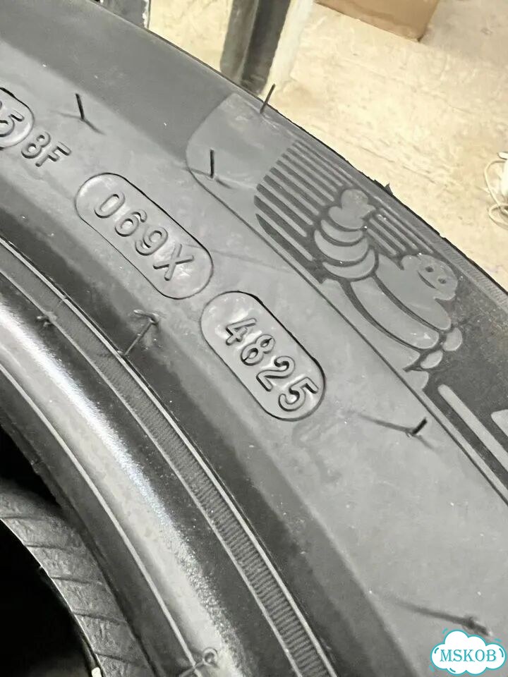 MICHELIN Pilot Sport 4 SUV 235/55 R19 105Y фото 3