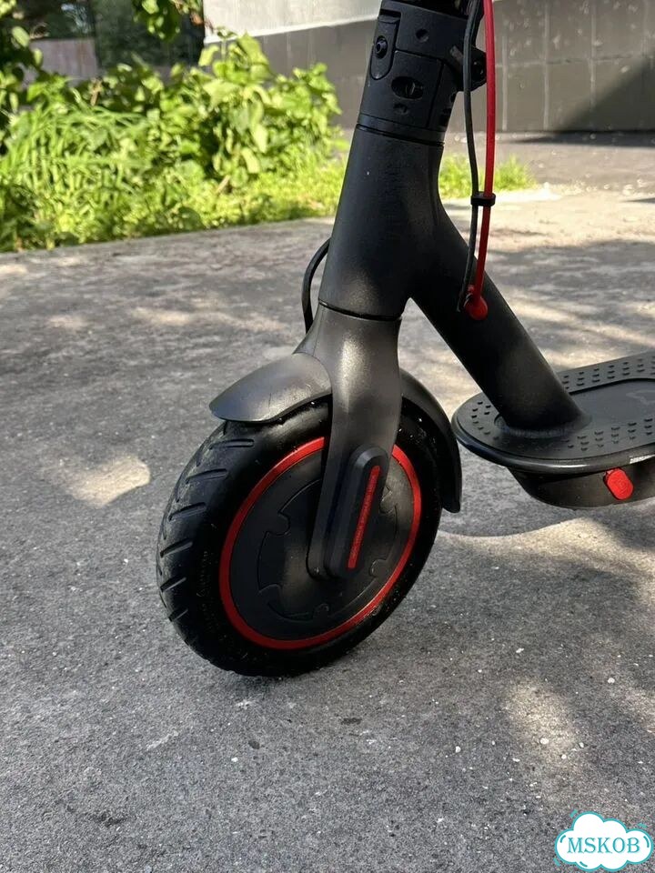 Электросамокат xiaomi M365 Pro фото 6