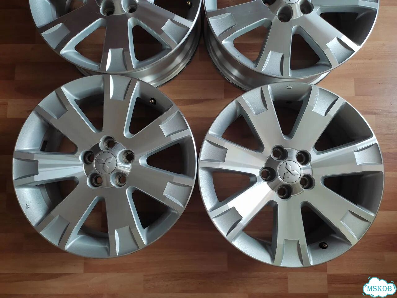 Диски r18 на Mitsubishi фото 2