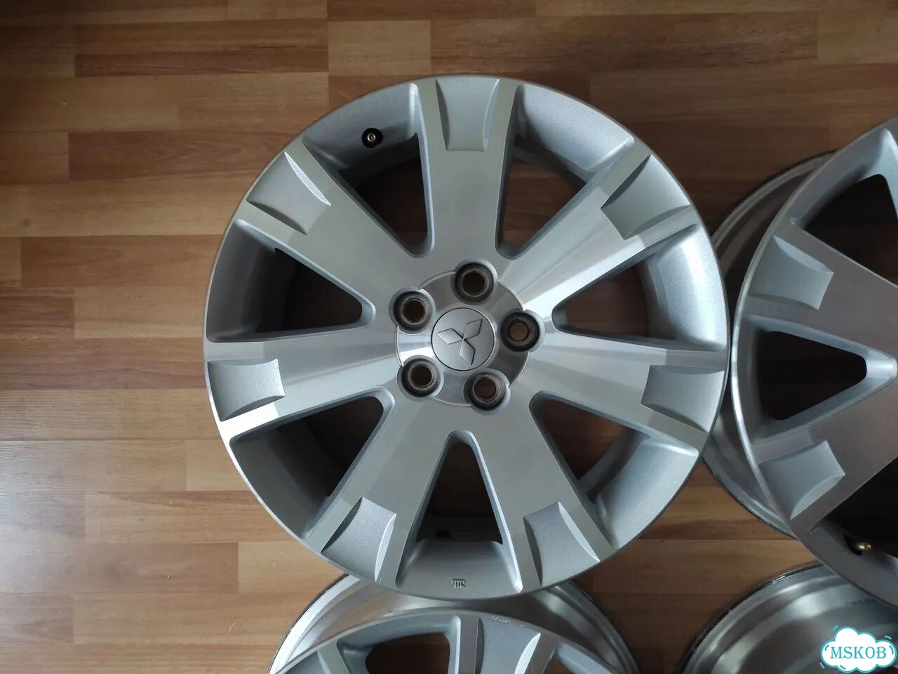 Диски r18 на Mitsubishi фото 4