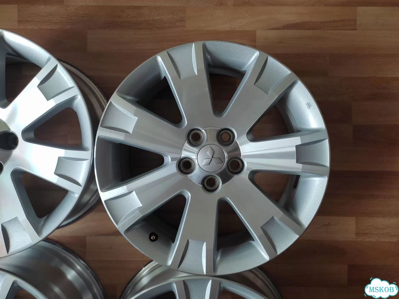 Диски r18 на Mitsubishi фото 5