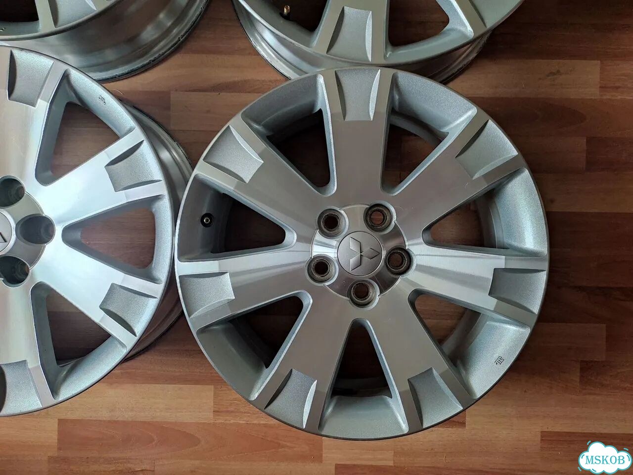 Диски r18 на Mitsubishi фото 6