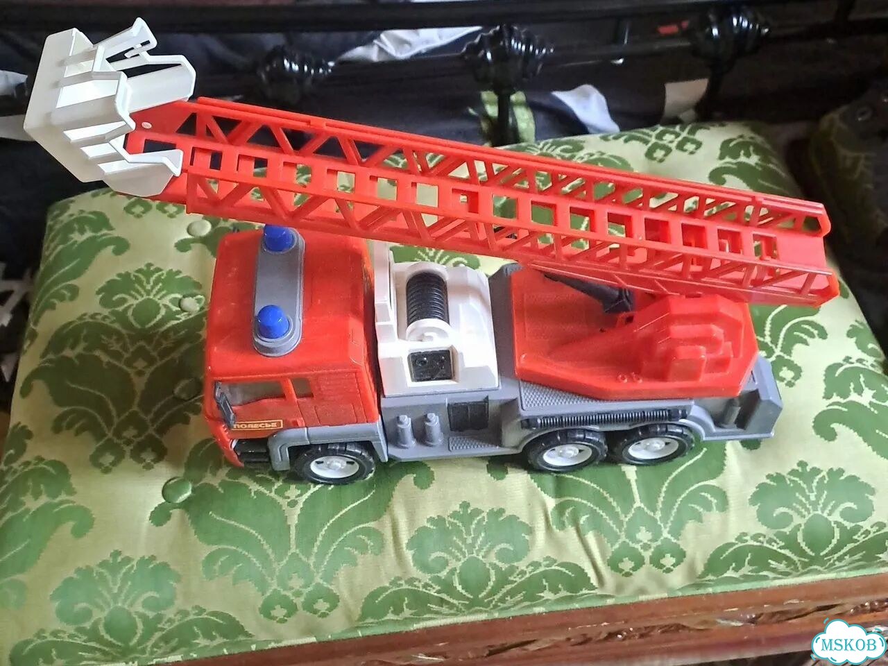 Пожарная машина игрушка фото 1