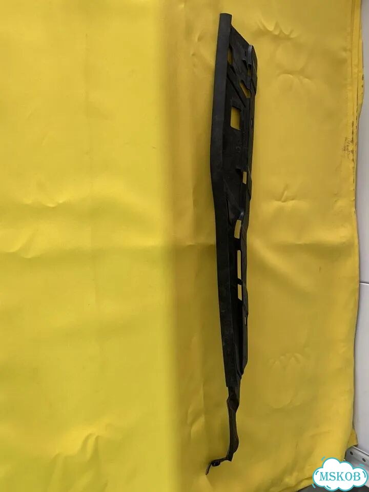 Уплотнитель левой фары bmw фото 1
