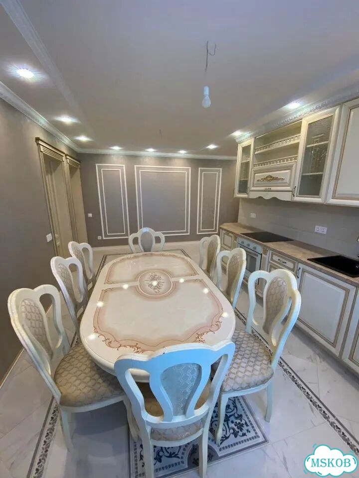 3-к. квартира, 76 м², 8/17 эт. фото 1