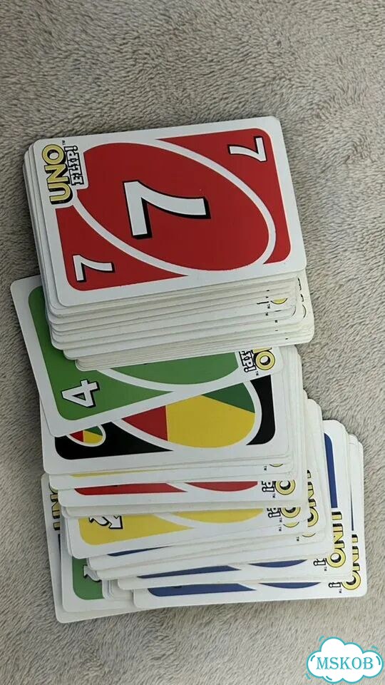Uno Flip игра фото 2