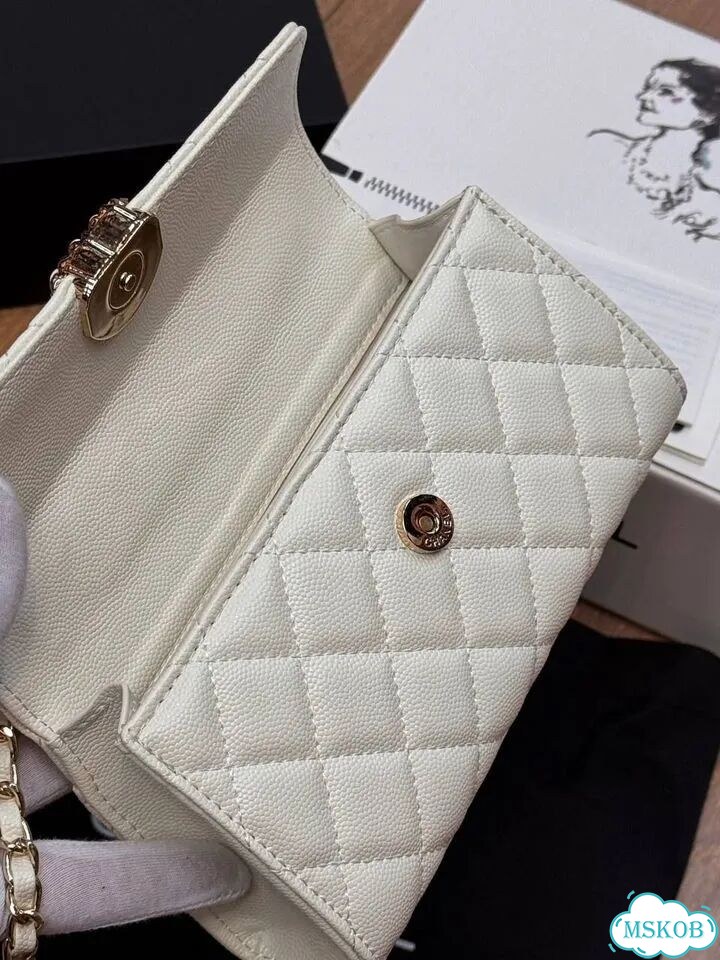 Chanel мини-сумка натуральная кожа 19x11 см фото 10